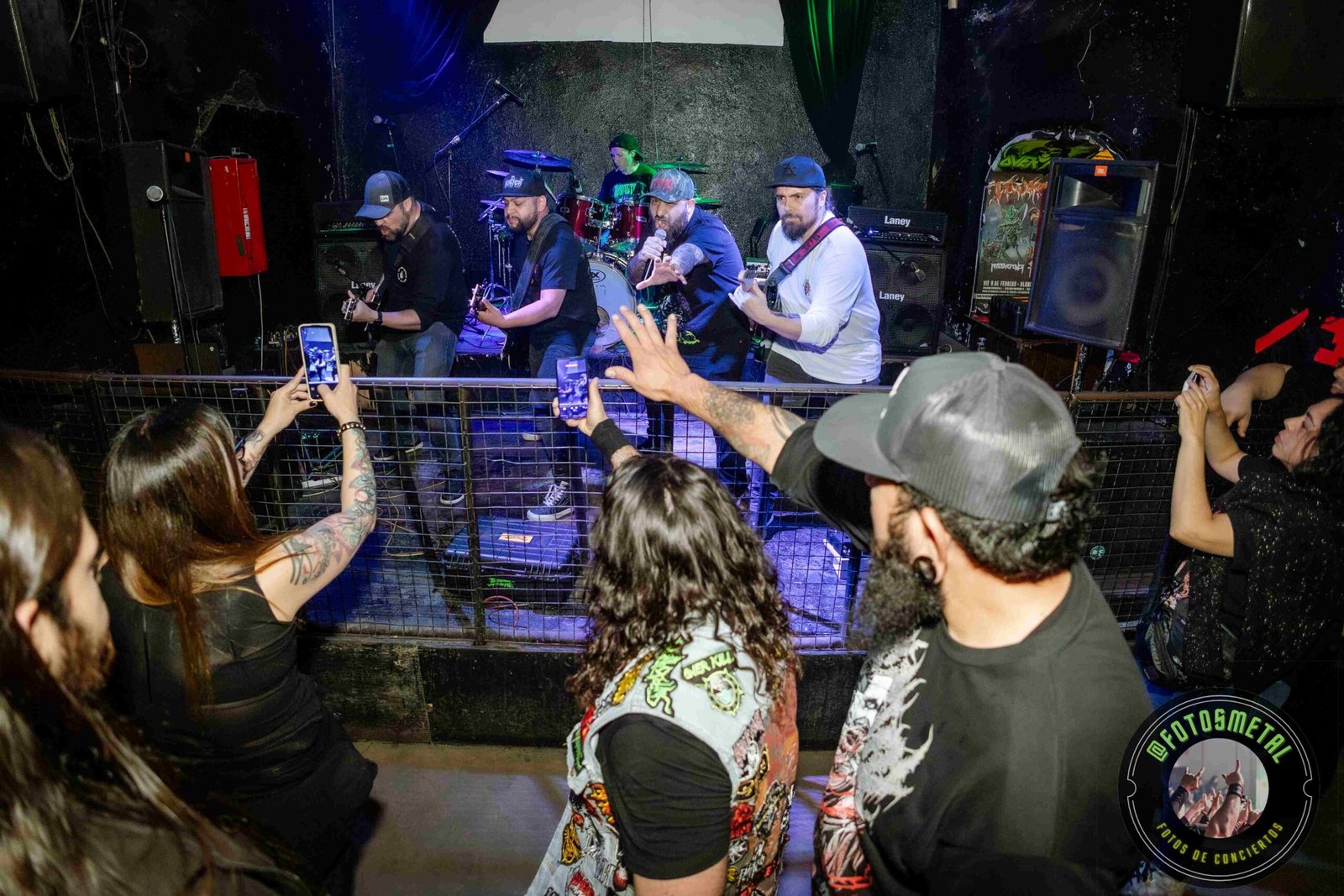 Diametral en vivo BAR ÓXIDO 2025